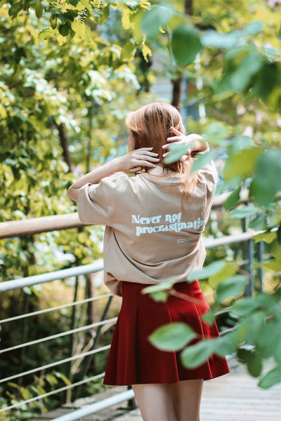 Oversized Shirt "Never not procrastinating" in beige